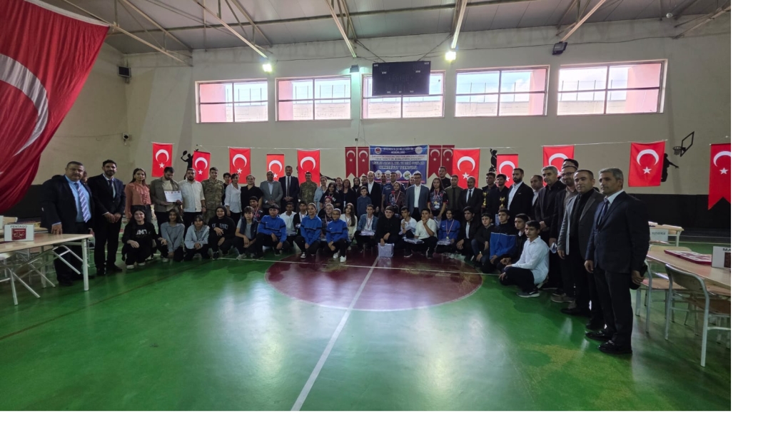 Siverek'te Akıl ve Zekâ Oyunları Turnuvası: Genç Beyinler Yarıştı!